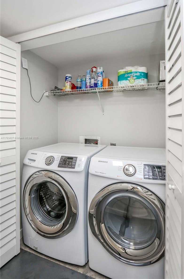 Small Image of 16424 BRIAR PATCH PL, Miami Lakes Number 14