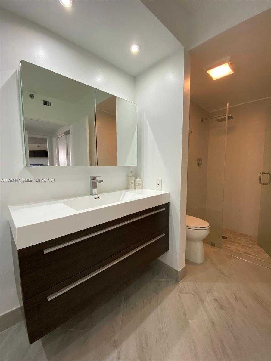 Small Image of 20185 EAST COUNTRY CLUB DR #509, Aventura Number 20