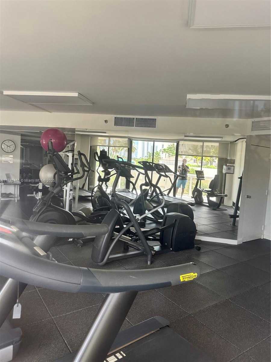 Small Image of 20185 EAST COUNTRY CLUB DR #509, Aventura Number 27