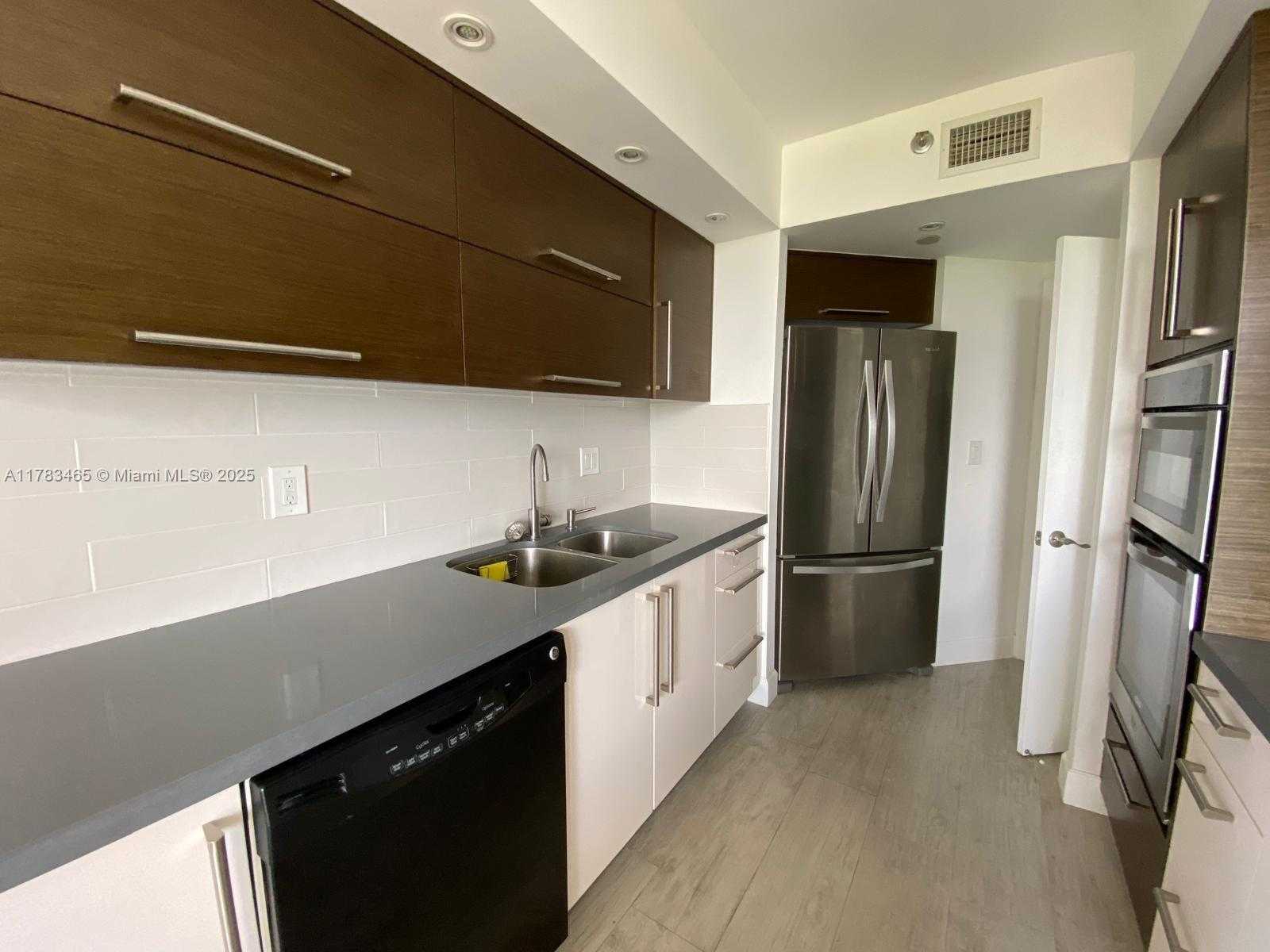 Small Image of 20185 EAST COUNTRY CLUB DR #509, Aventura Number 8