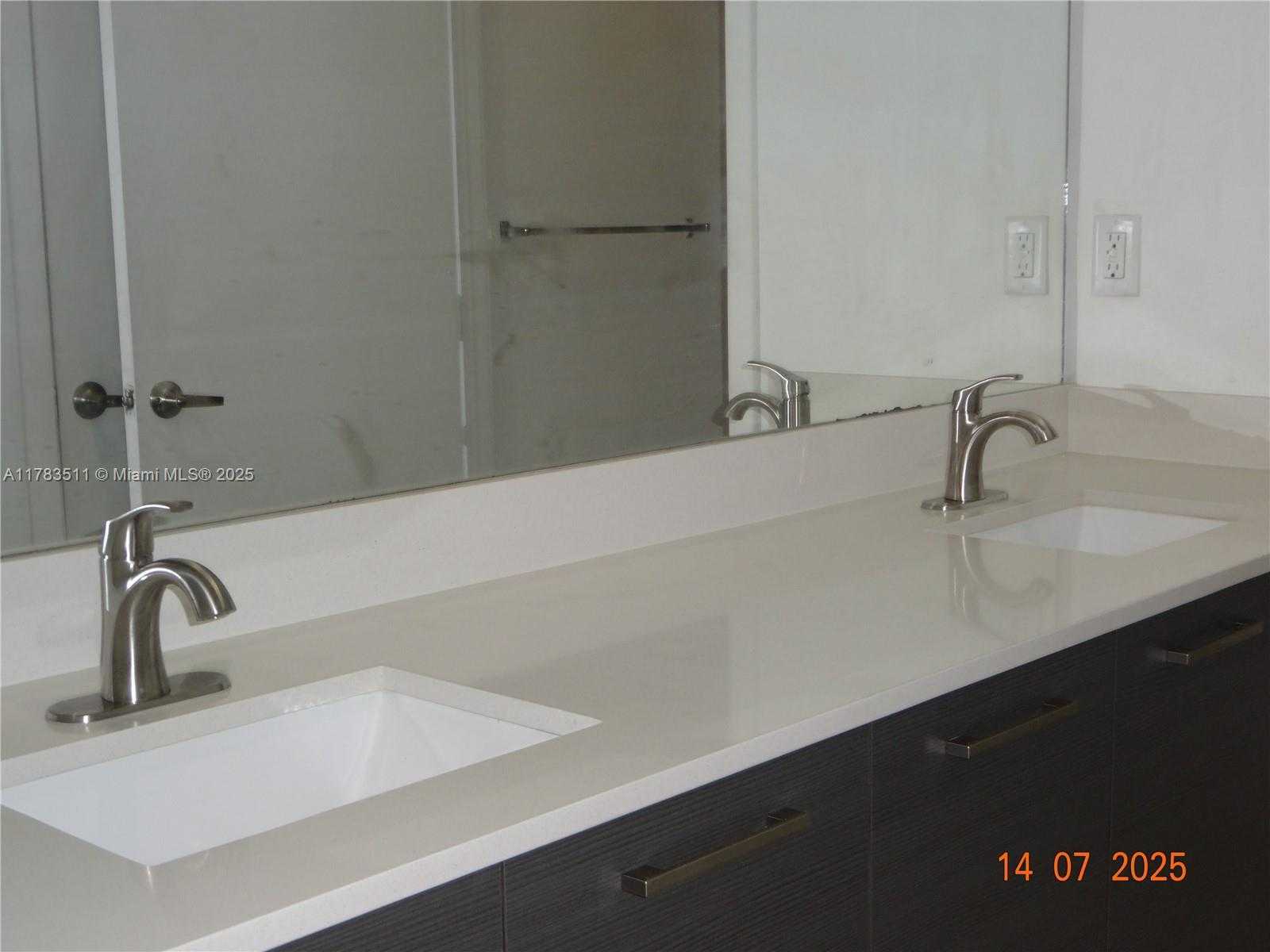 Small Image of Lauderhill Number 17