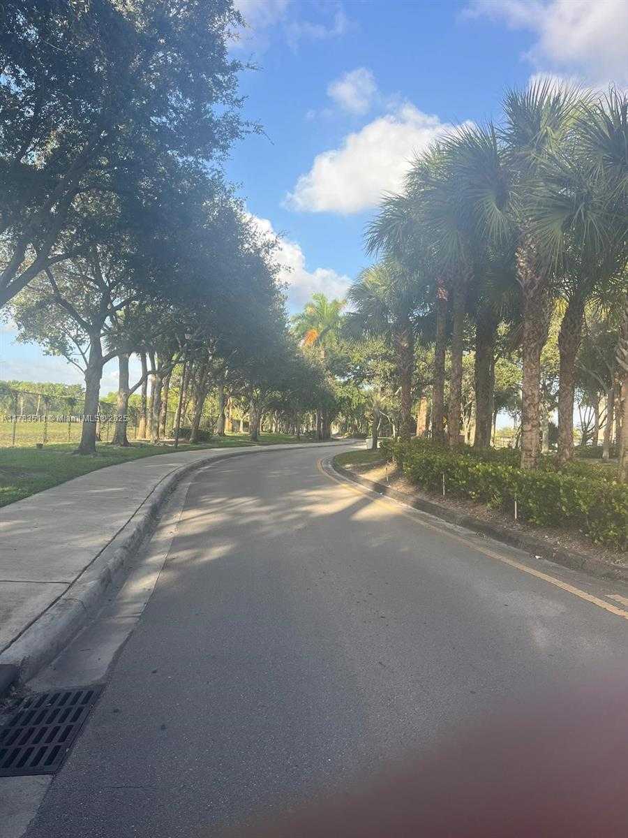 Small Image of Lauderhill Number 2