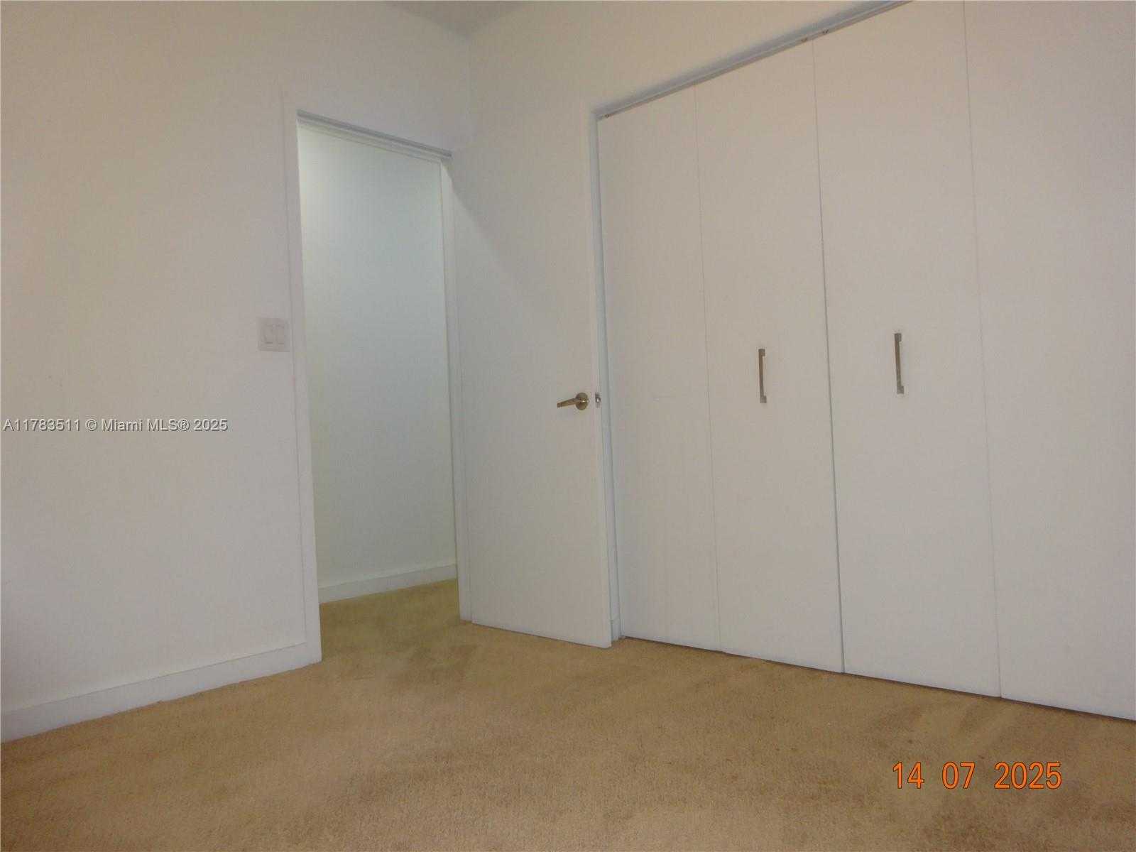 Small Image of Lauderhill Number 21