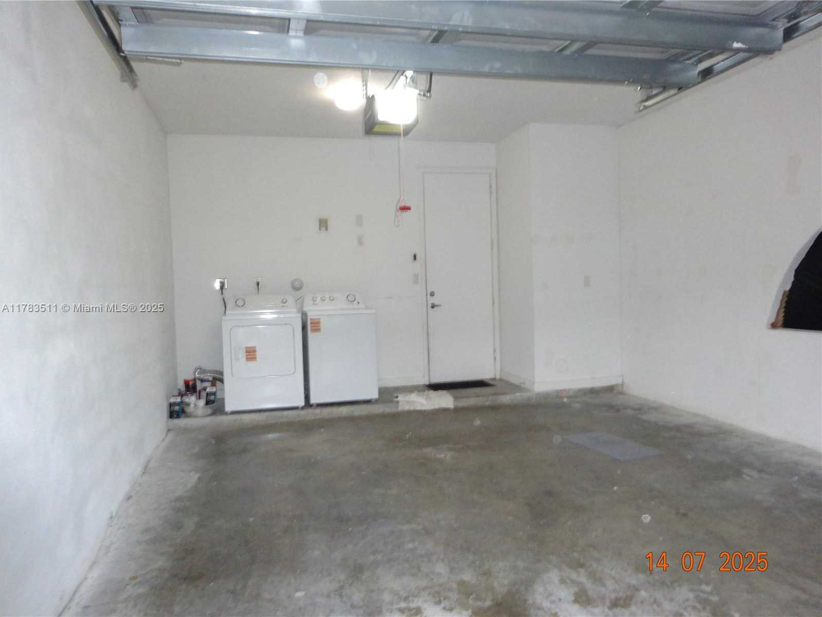 Small Image of Lauderhill Number 36