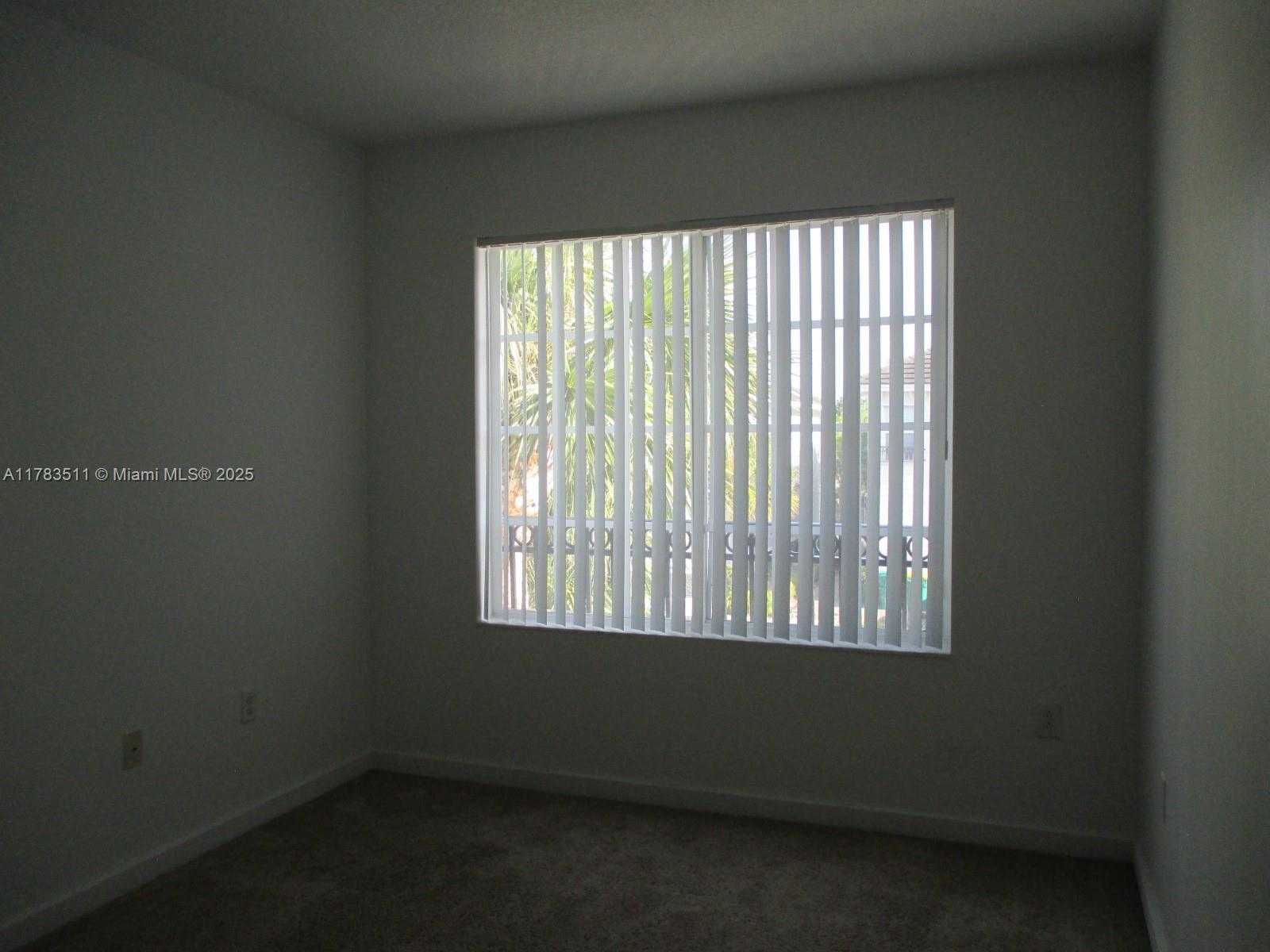 Small Image of Lauderhill Number 38