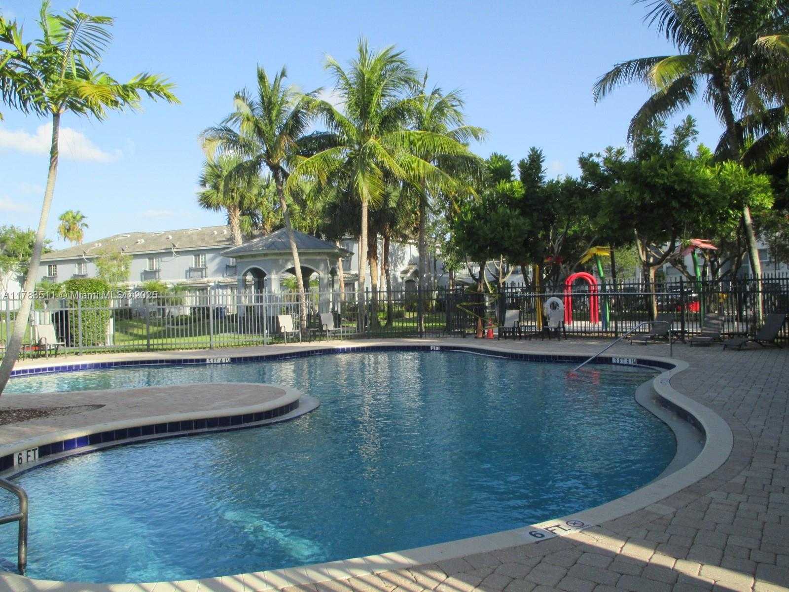 Small Image of Lauderhill Number 45