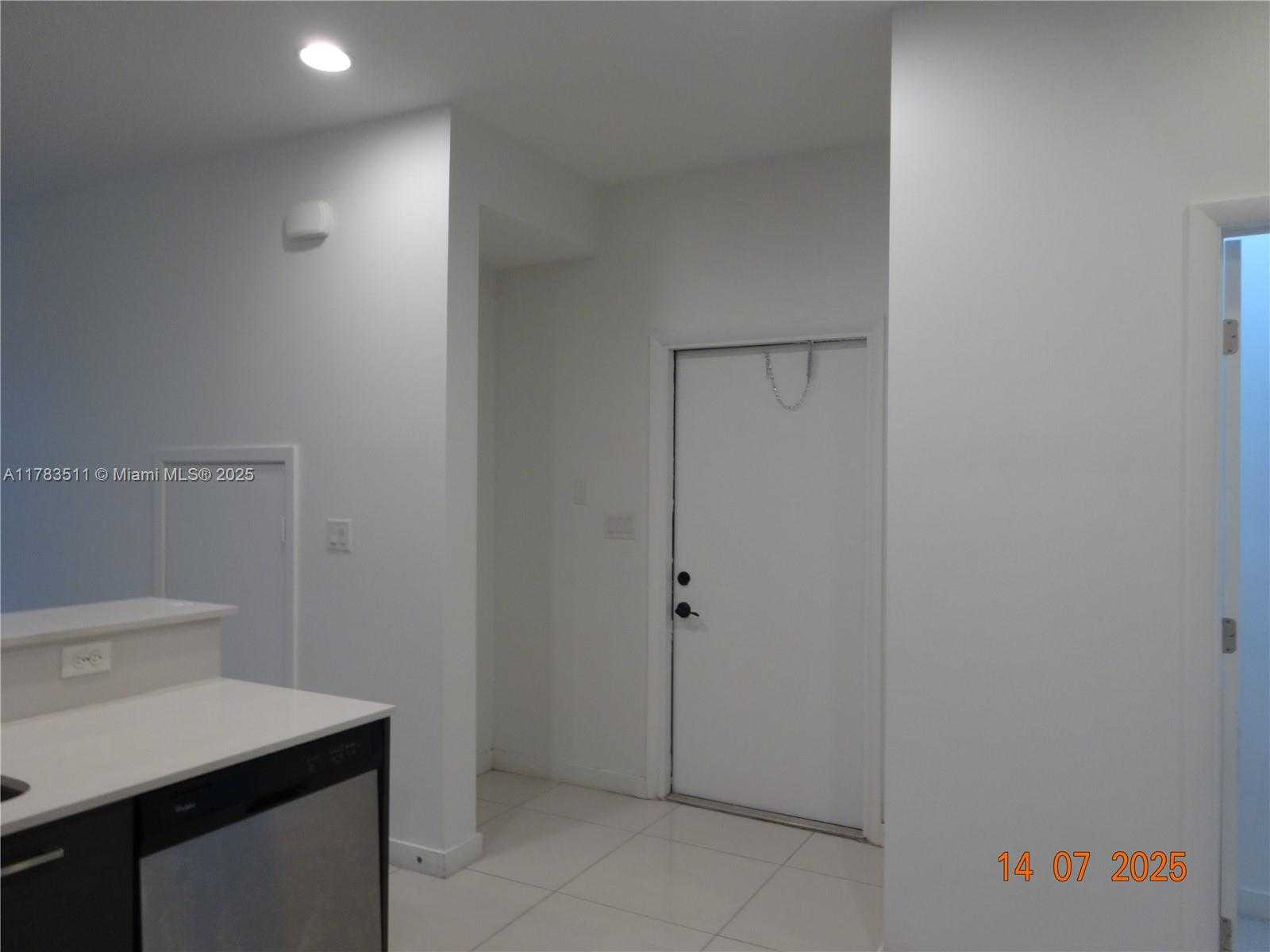 Small Image of Lauderhill Number 8