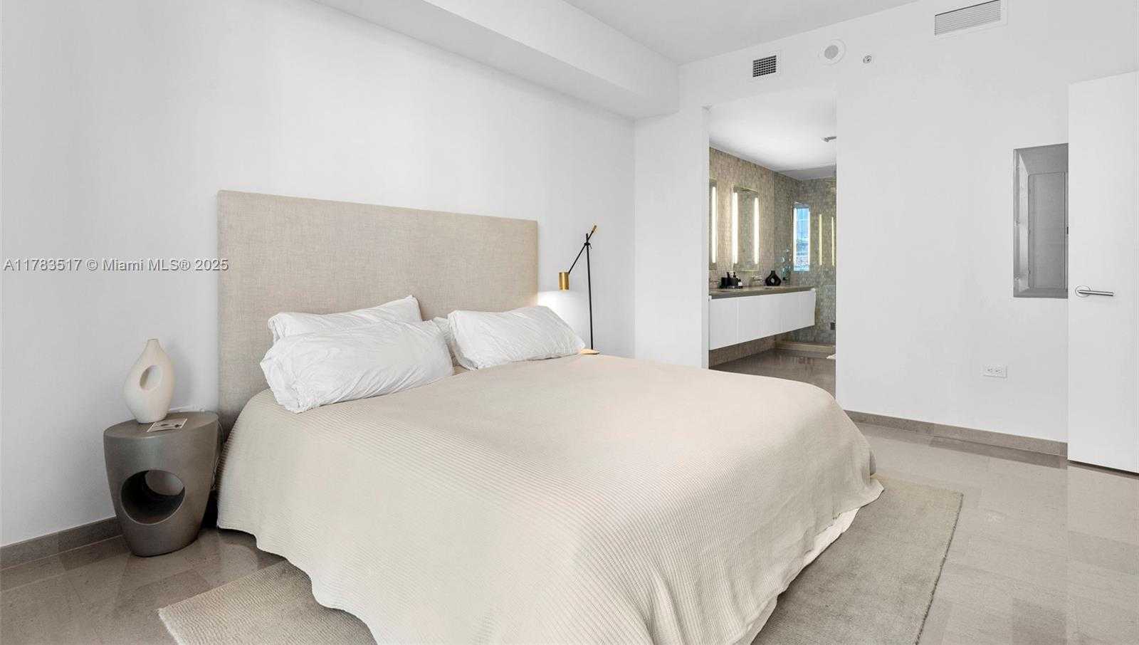 Small Image of 88 SOUTH WEST 7TH ST #809, Miami Number 13