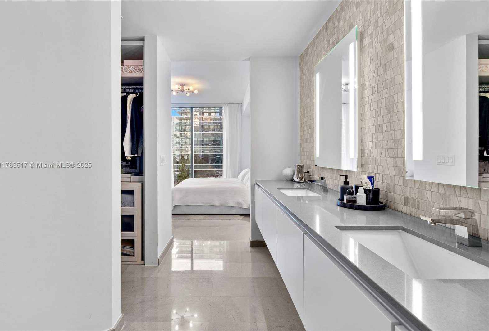 Small Image of 88 SOUTH WEST 7TH ST #809, Miami Number 14