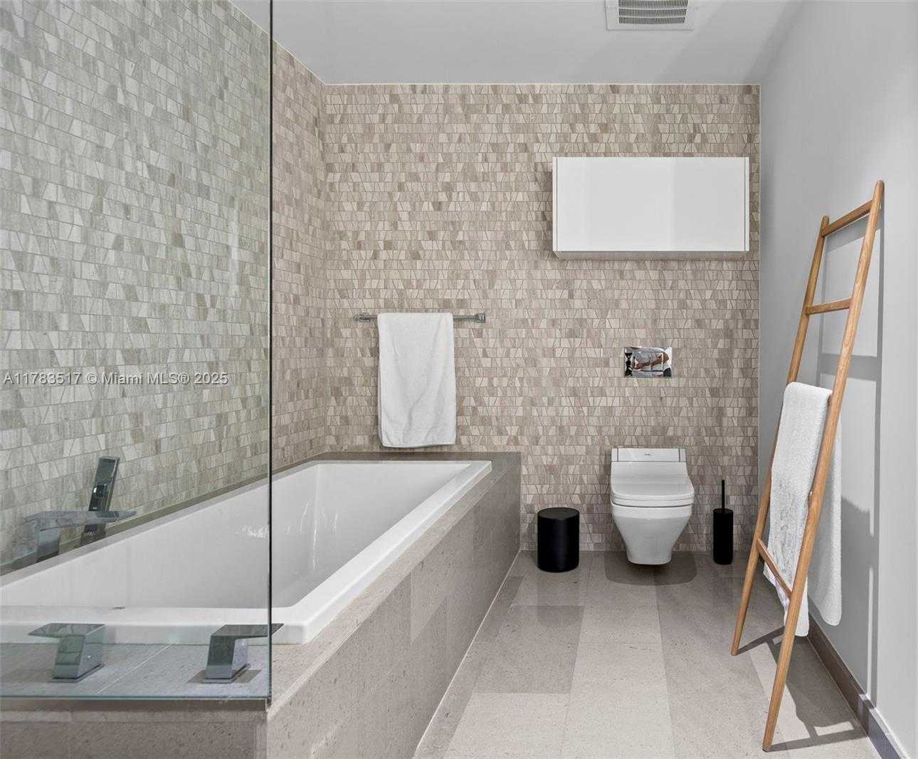 Small Image of 88 SOUTH WEST 7TH ST #809, Miami Number 16