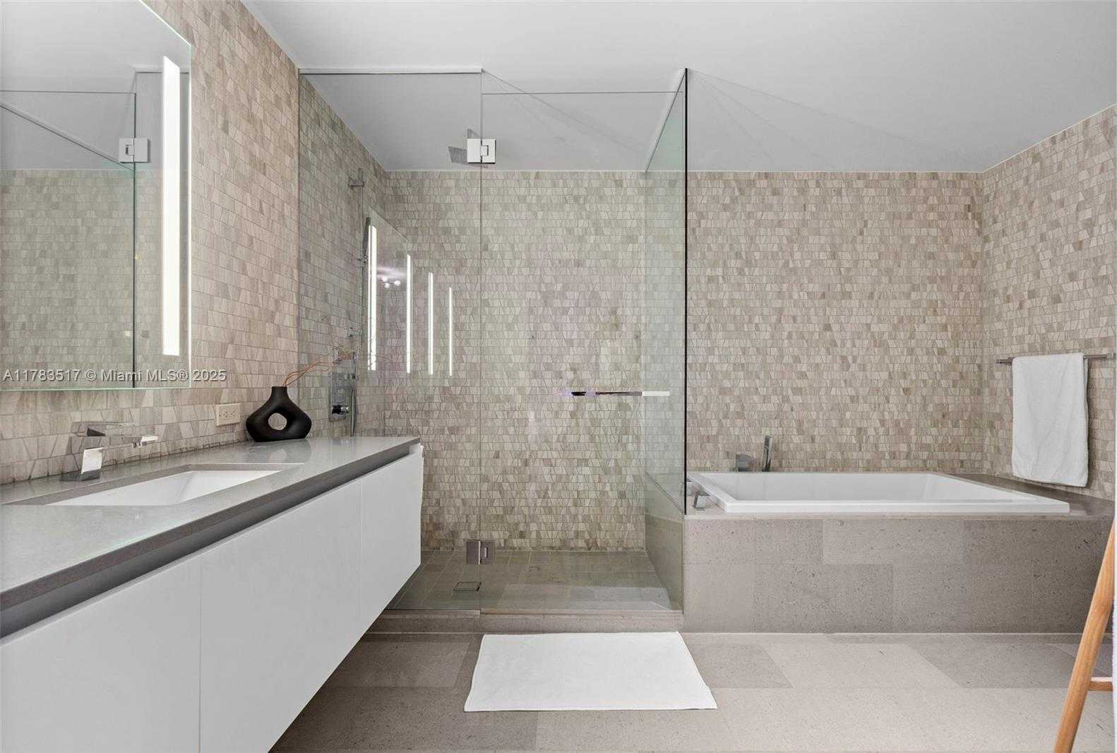 Small Image of 88 SOUTH WEST 7TH ST #809, Miami Number 17