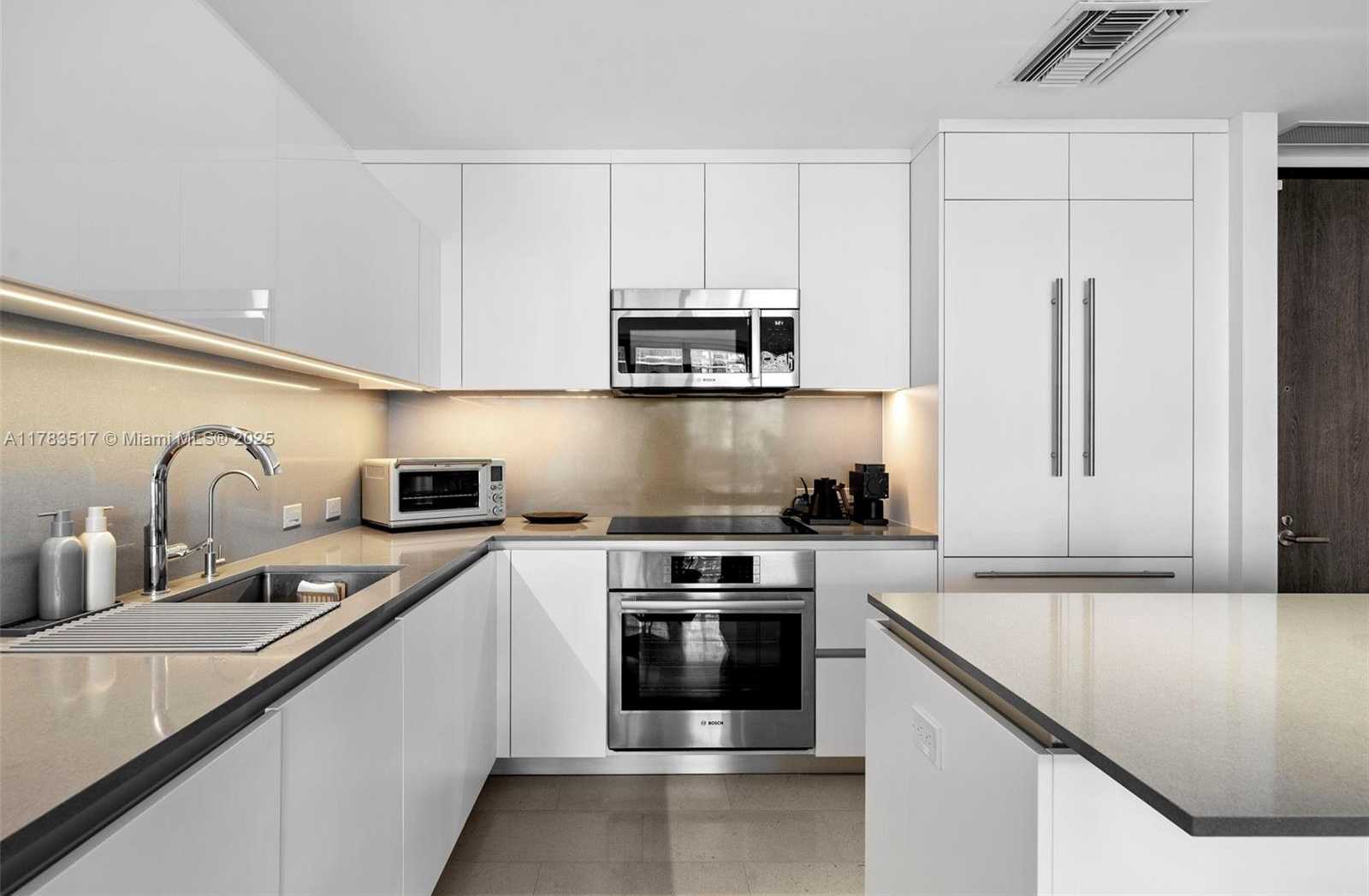 Small Image of 88 SOUTH WEST 7TH ST #809, Miami Number 20