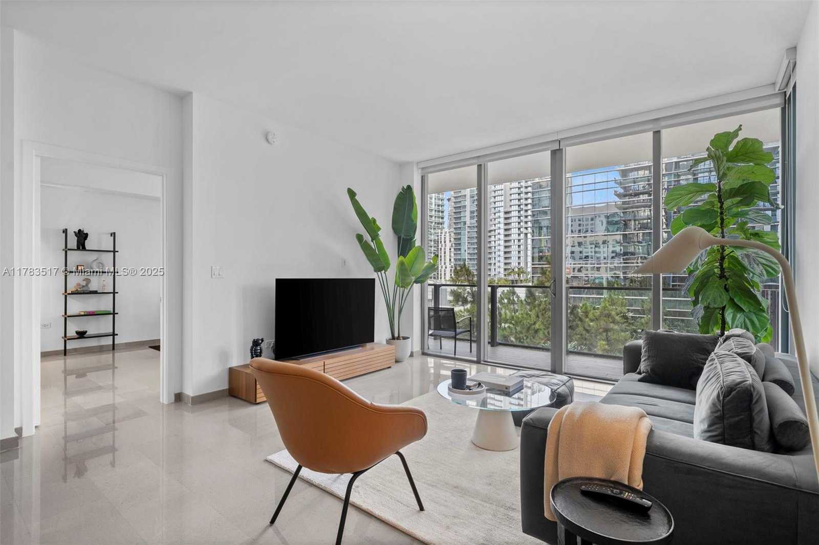Small Image of 88 SOUTH WEST 7TH ST #809, Miami Number 4