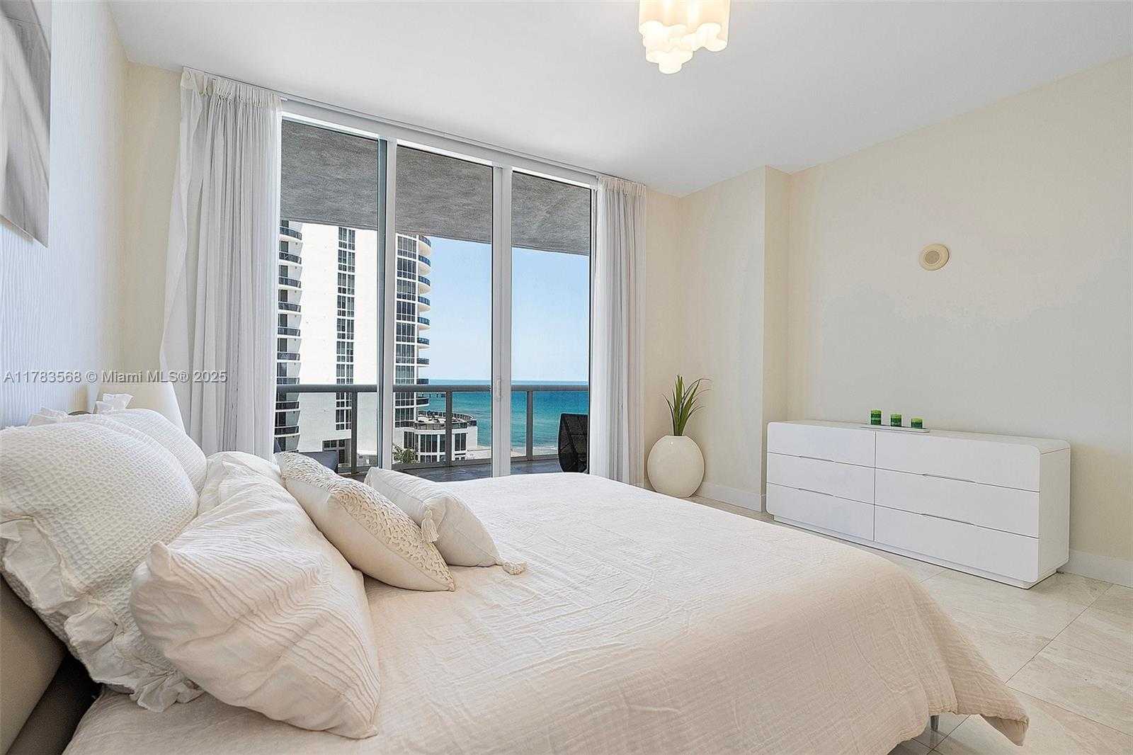 Small Image of 15811 COLLINS AVE #802, Sunny Isles Beach Number 20