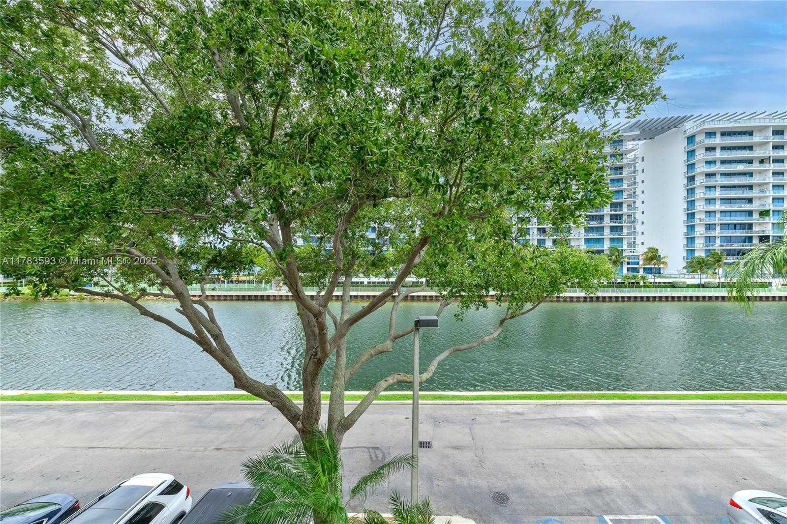 Small Image of 3245 NORTH EAST 184TH ST #13304, Aventura Number 26