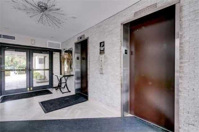 Small Image of 9800 WEST BAY HARBOR DR #507, Bay Harbor Islands Number 24