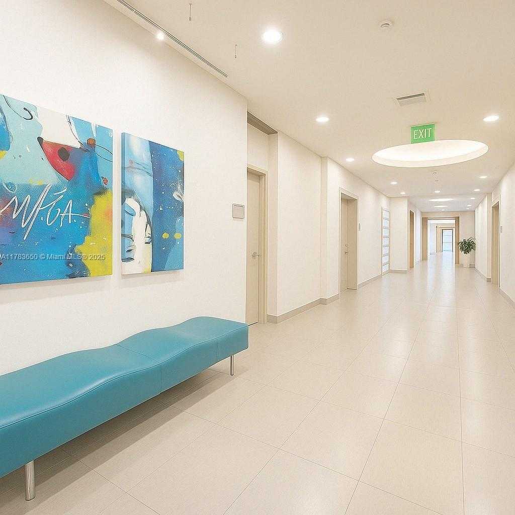 Small Image of 1900 NORTH BAYSHORE DR #2404, Miami Number 13