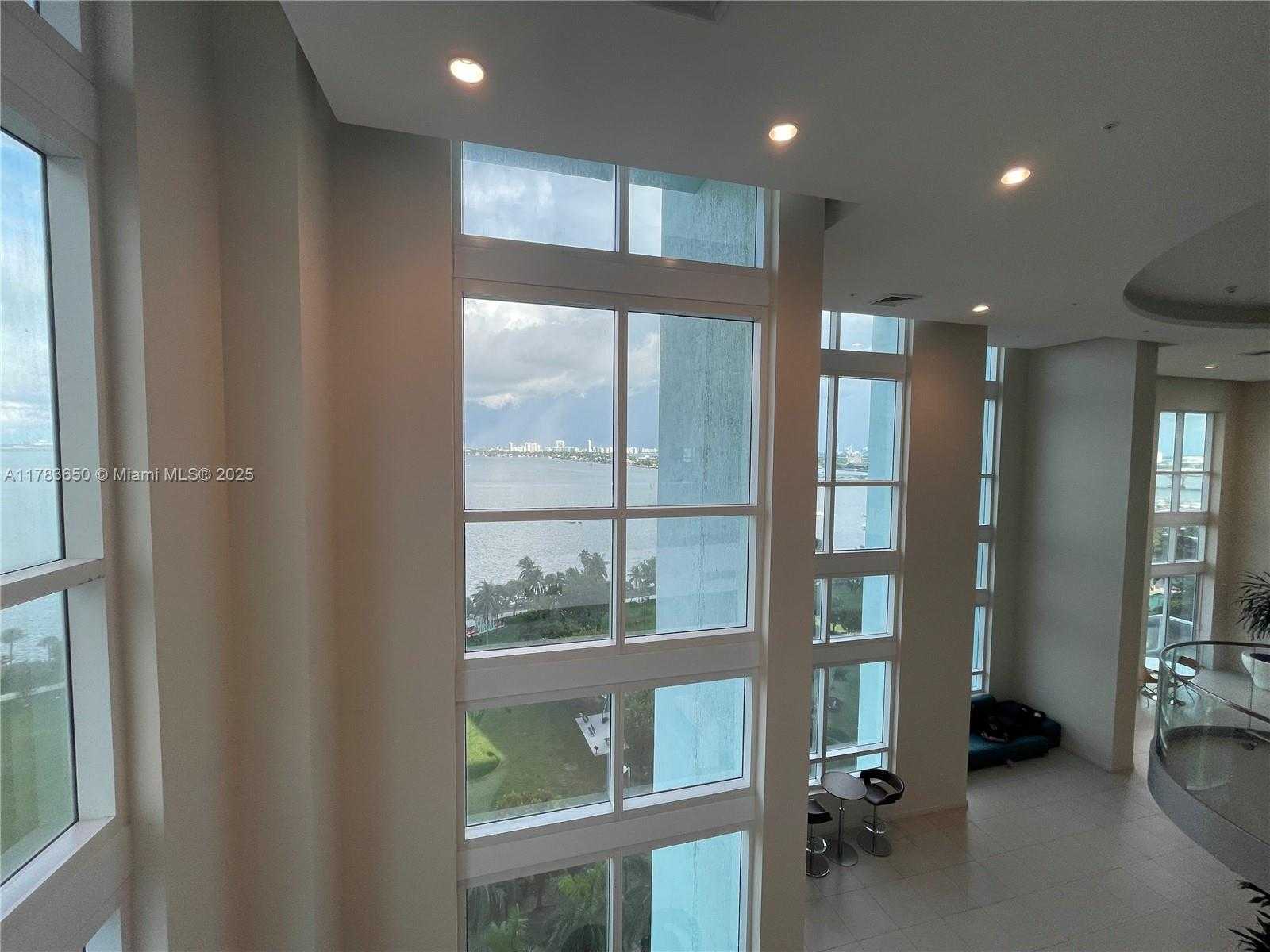 Small Image of 1900 NORTH BAYSHORE DR #2404, Miami Number 63