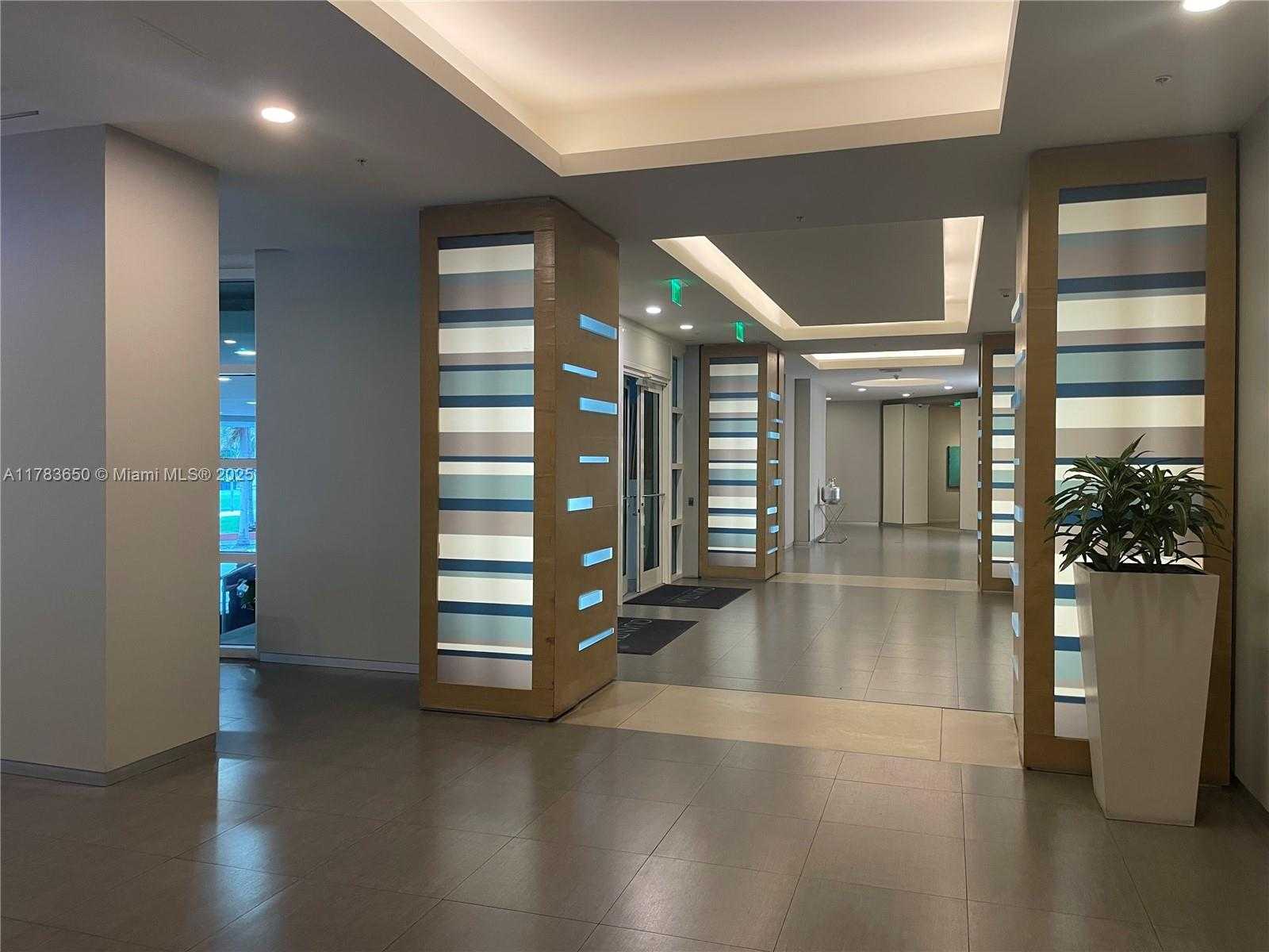 Small Image of 1900 NORTH BAYSHORE DR #2404, Miami Number 84