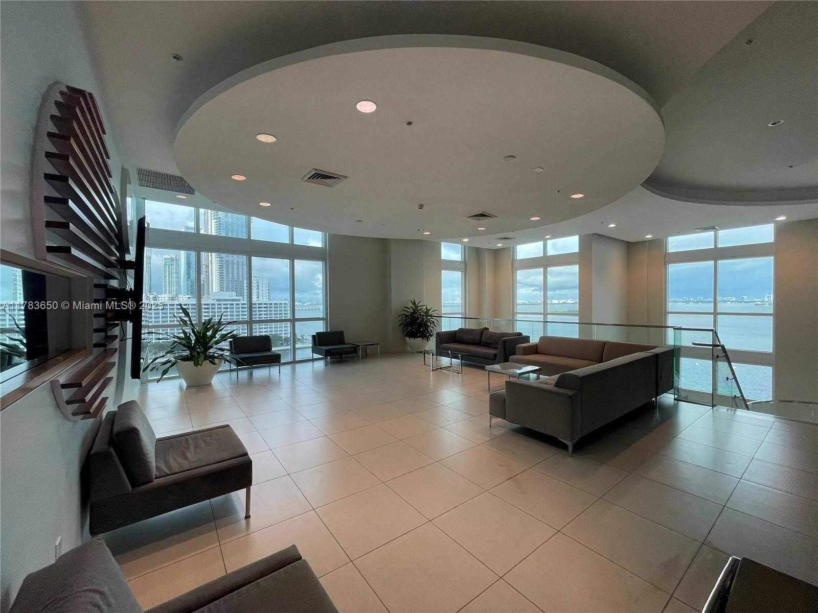 Small Image of 1900 NORTH BAYSHORE DR #2404, Miami Number 93