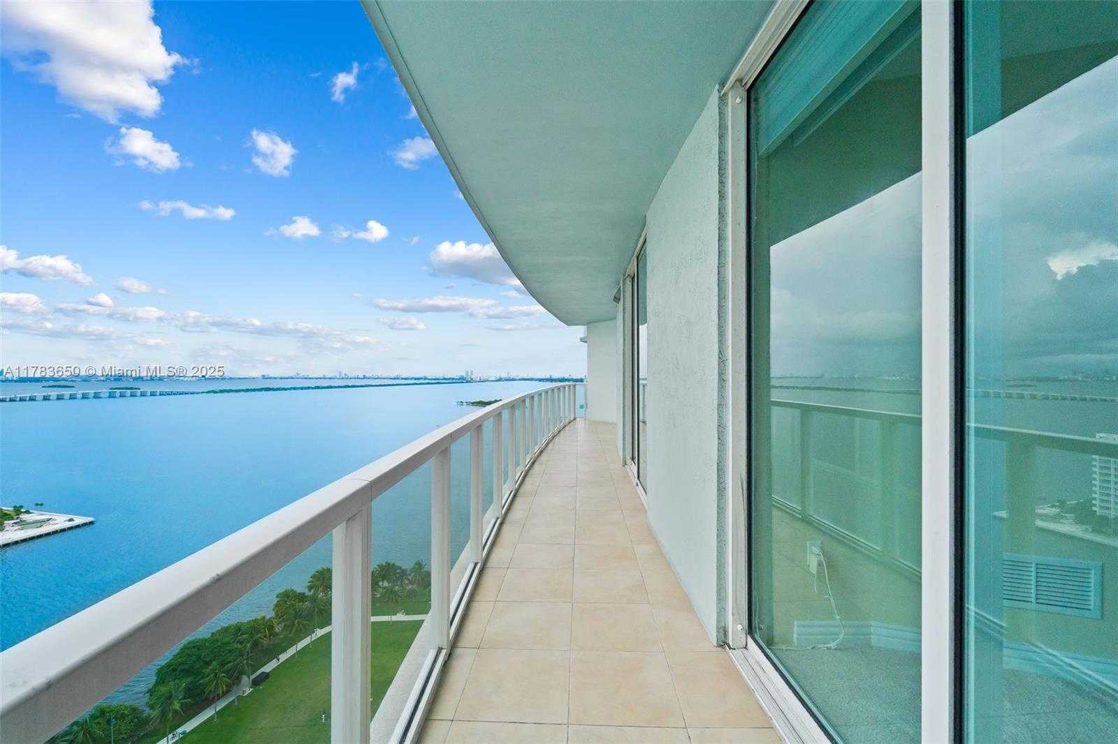 Small Image of 1900 NORTH BAYSHORE DR #2404, Miami Number 95