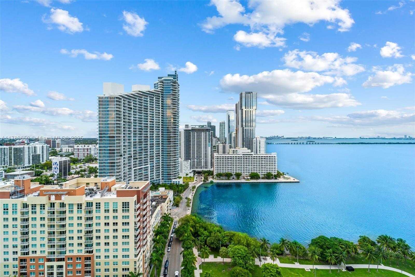 Small Image of 1900 NORTH BAYSHORE DR #2404, Miami Number 98