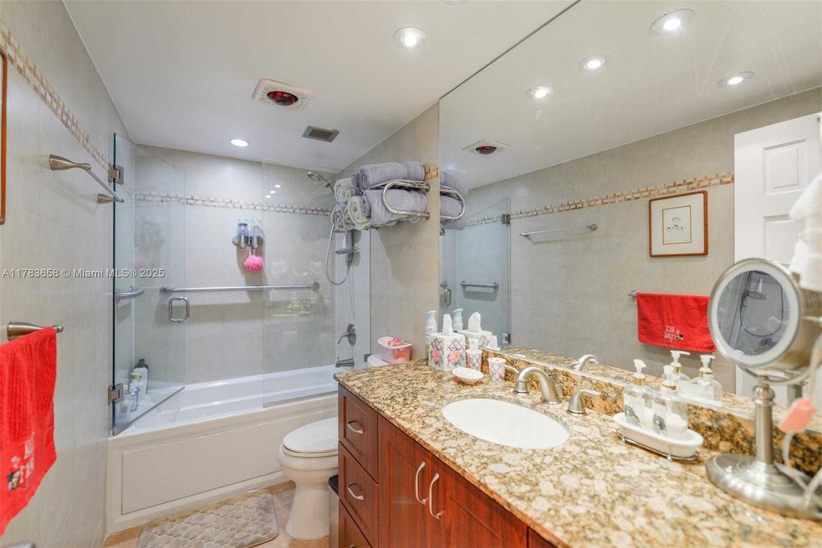 Small Image of 1950 SOUTH OCEAN DR #17E, Hallandale Beach Number 24