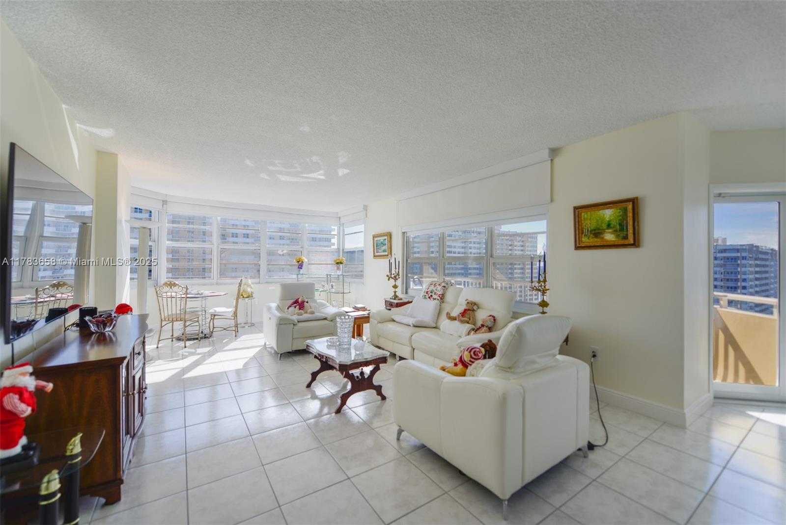 Small Image of 1950 SOUTH OCEAN DR #17E, Hallandale Beach Number 3