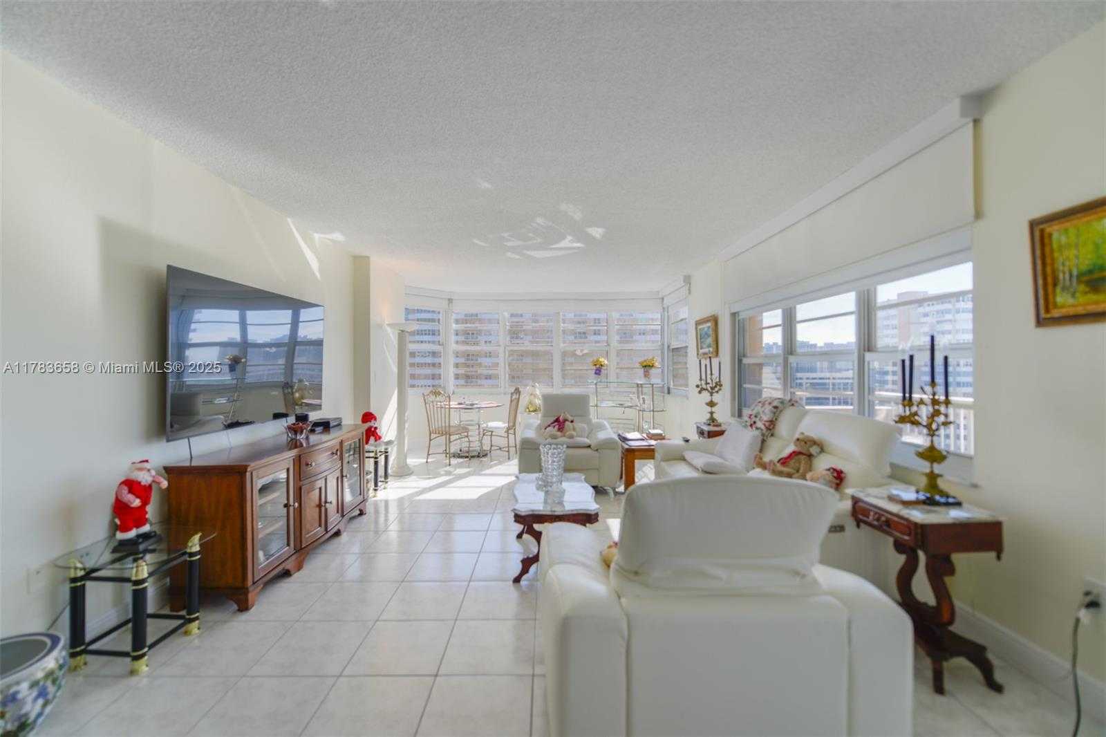 Small Image of 1950 SOUTH OCEAN DR #17E, Hallandale Beach Number 4