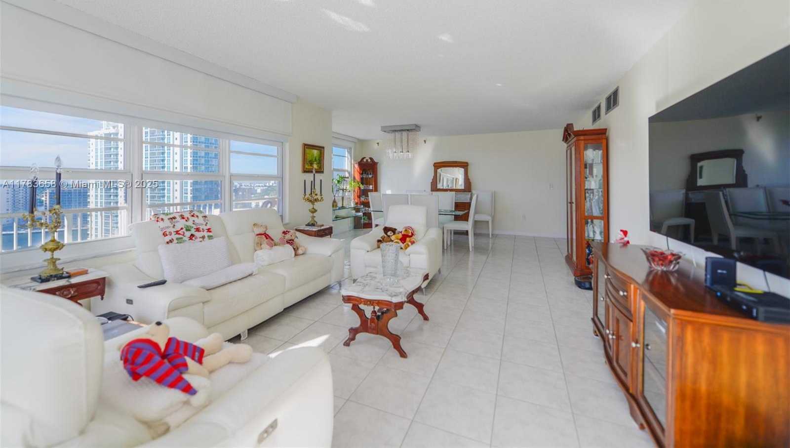 Small Image of 1950 SOUTH OCEAN DR #17E, Hallandale Beach Number 6