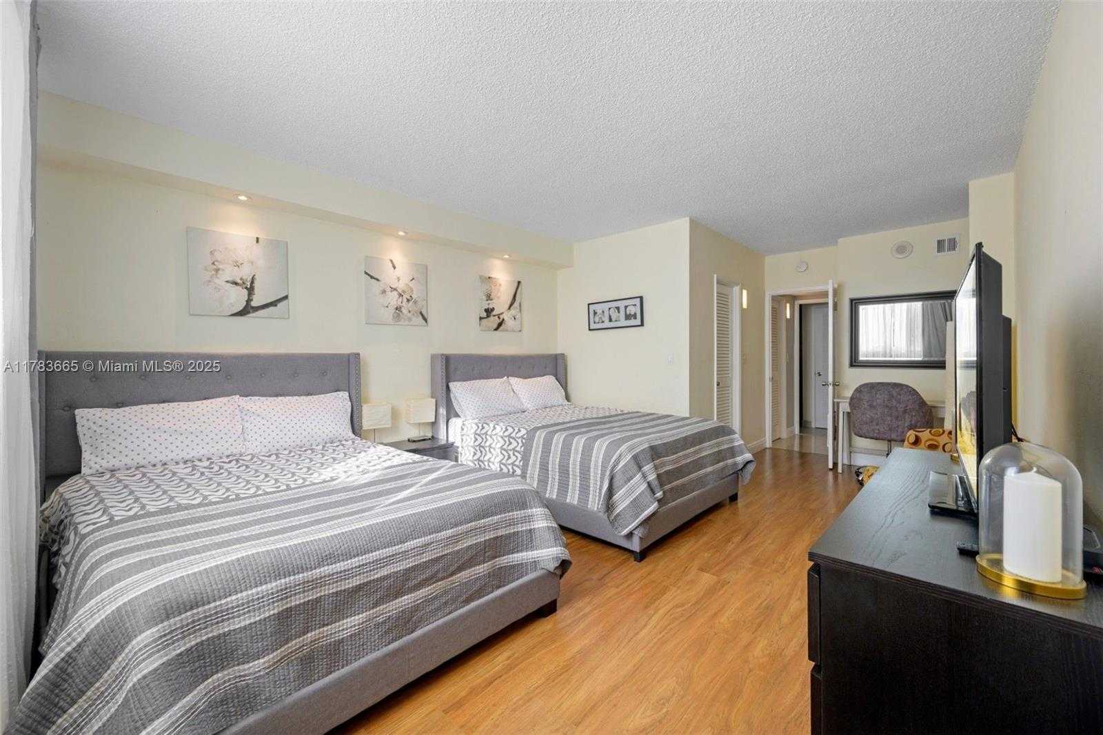 Small Image of 19370 COLLINS AVE #225, Sunny Isles Beach Number 18