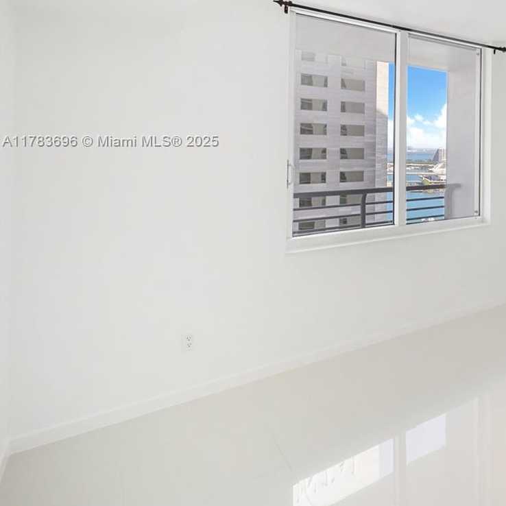 Small Image of 335 SOUTH BISCAYNE BLVD #2604, Miami Number 11