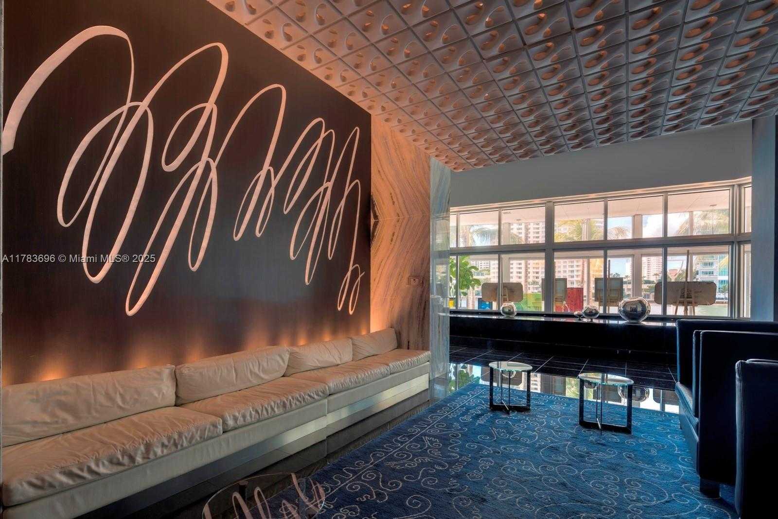 Small Image of 335 SOUTH BISCAYNE BLVD #2604, Miami Number 18