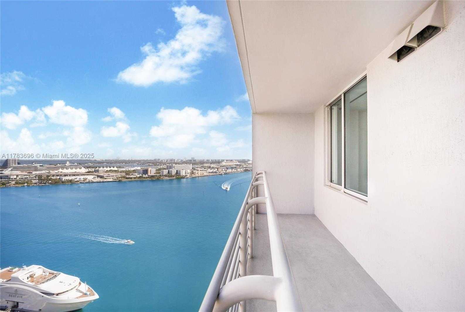 Small Image of 335 SOUTH BISCAYNE BLVD #2604, Miami Number 9