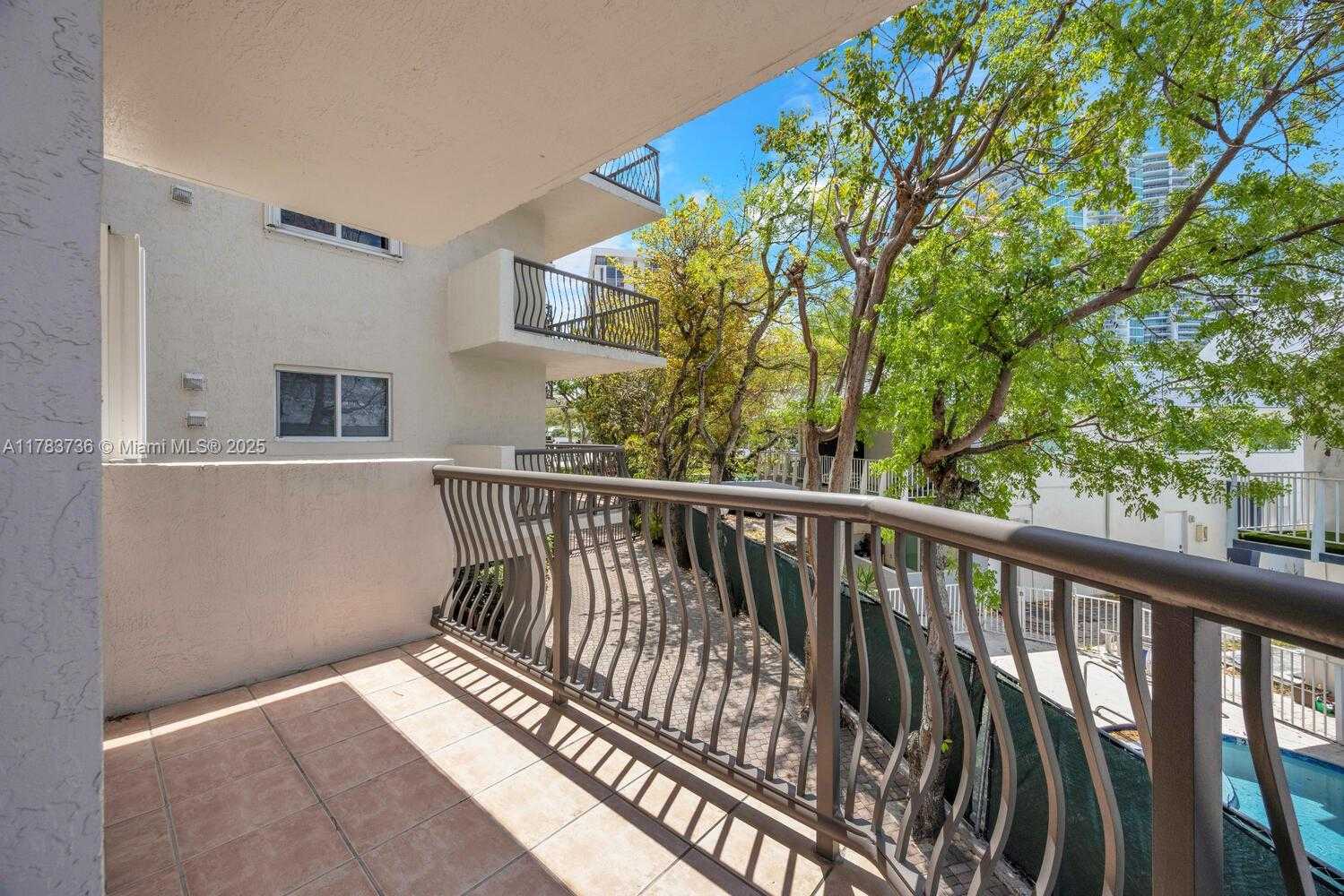 Small Image of 1918 BRICKELL AVE #204, Miami Number 6