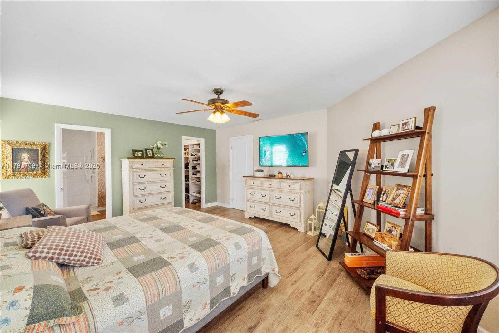 Small Image of 9909 NORTH WEST 52ND LN, Doral Number 10