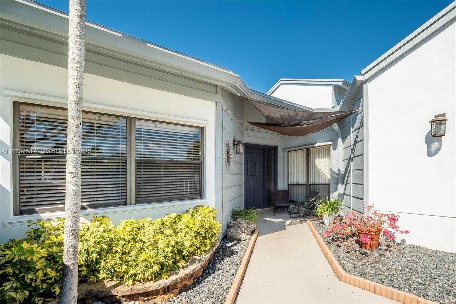 Small Image of 9909 NORTH WEST 52ND LN, Doral Number 19