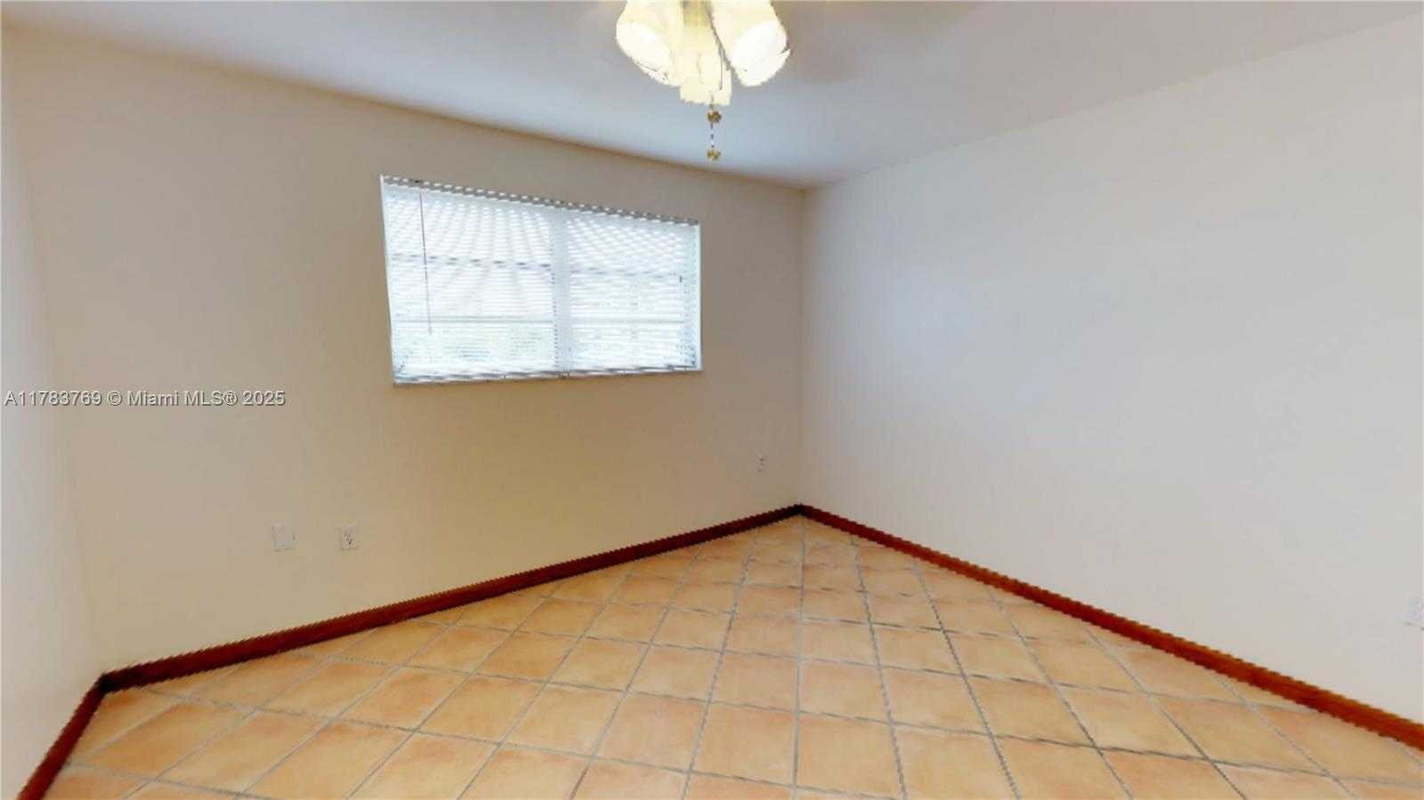 Small Image of 3665 NORTH EAST 167TH ST #501, North Miami Beach Number 14