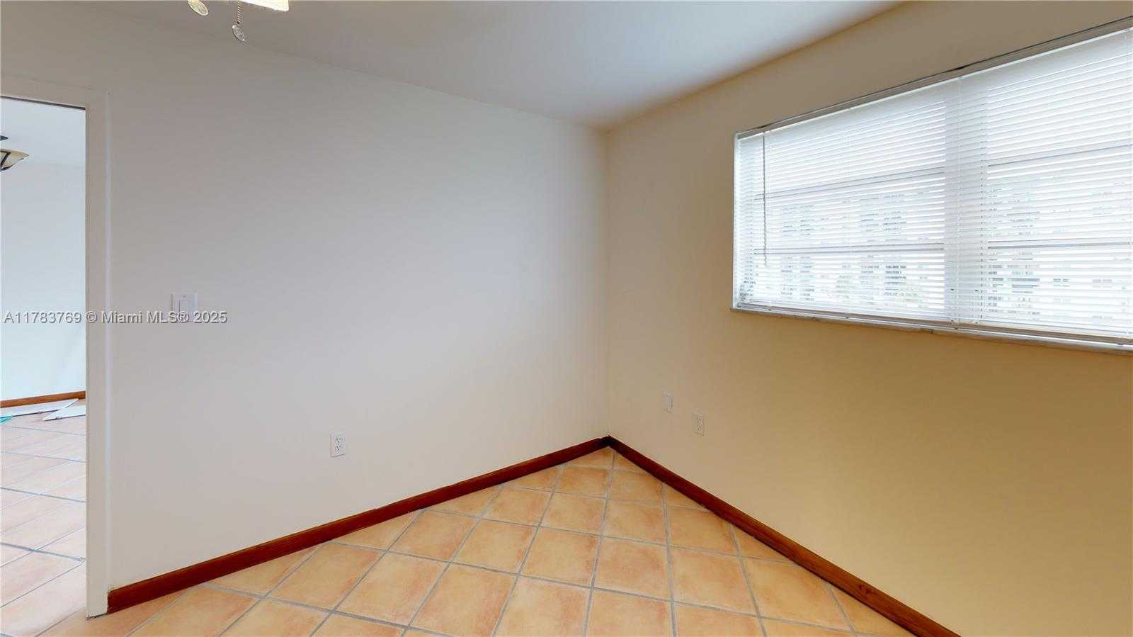 Small Image of 3665 NORTH EAST 167TH ST #501, North Miami Beach Number 25