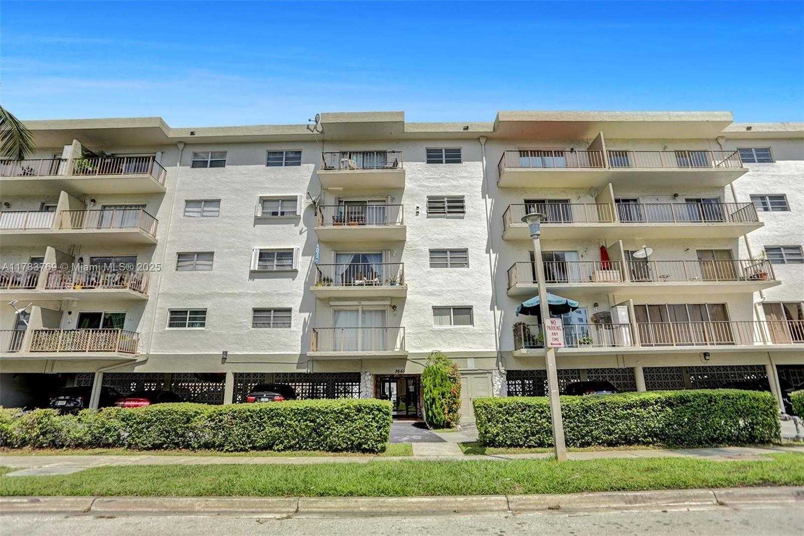 Small Image of 3665 NORTH EAST 167TH ST #501, North Miami Beach Number 39