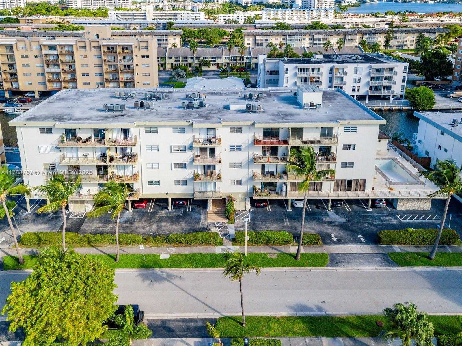 Small Image of 3665 NORTH EAST 167TH ST #501, North Miami Beach Number 42