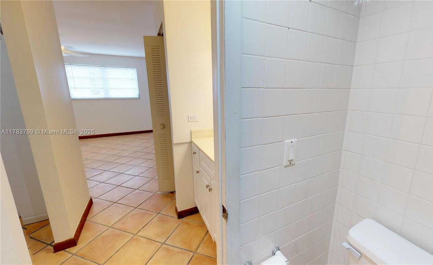 Small Image of 3665 NORTH EAST 167TH ST #501, North Miami Beach Number 7
