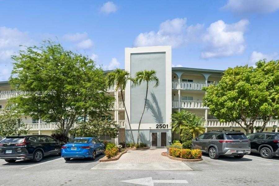 Small Image of 2501 ANTIGUA TER #H3, Coconut Creek Number 3