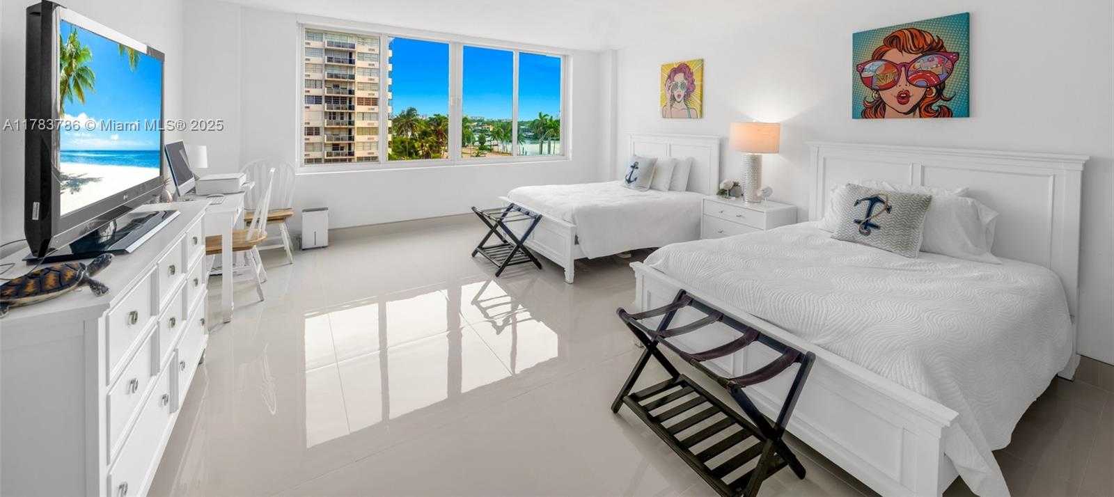 Small Image of 5401 COLLINS AVE #334, Miami Beach Number 11