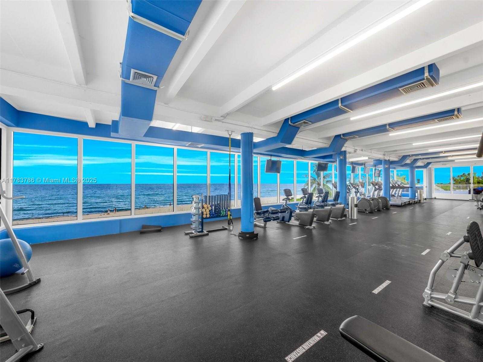 Small Image of 5401 COLLINS AVE #334, Miami Beach Number 28