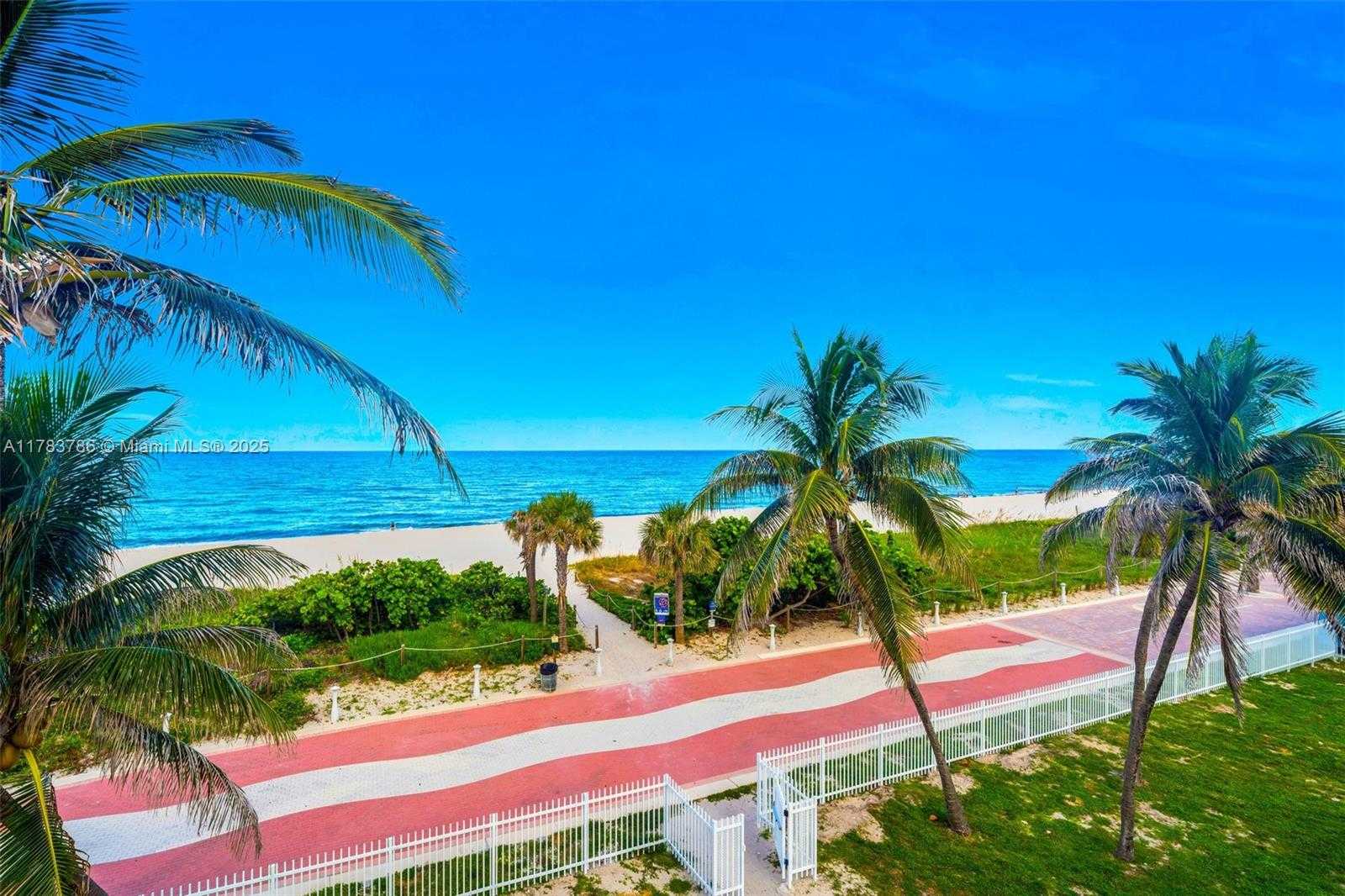 Small Image of 5401 COLLINS AVE #334, Miami Beach Number 31