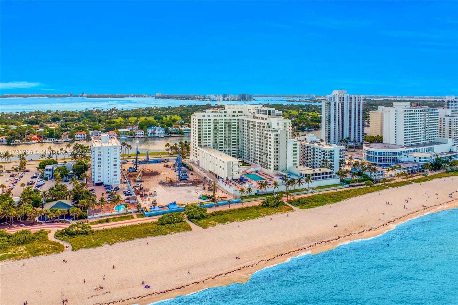 Small Image of 5401 COLLINS AVE #334, Miami Beach Number 35