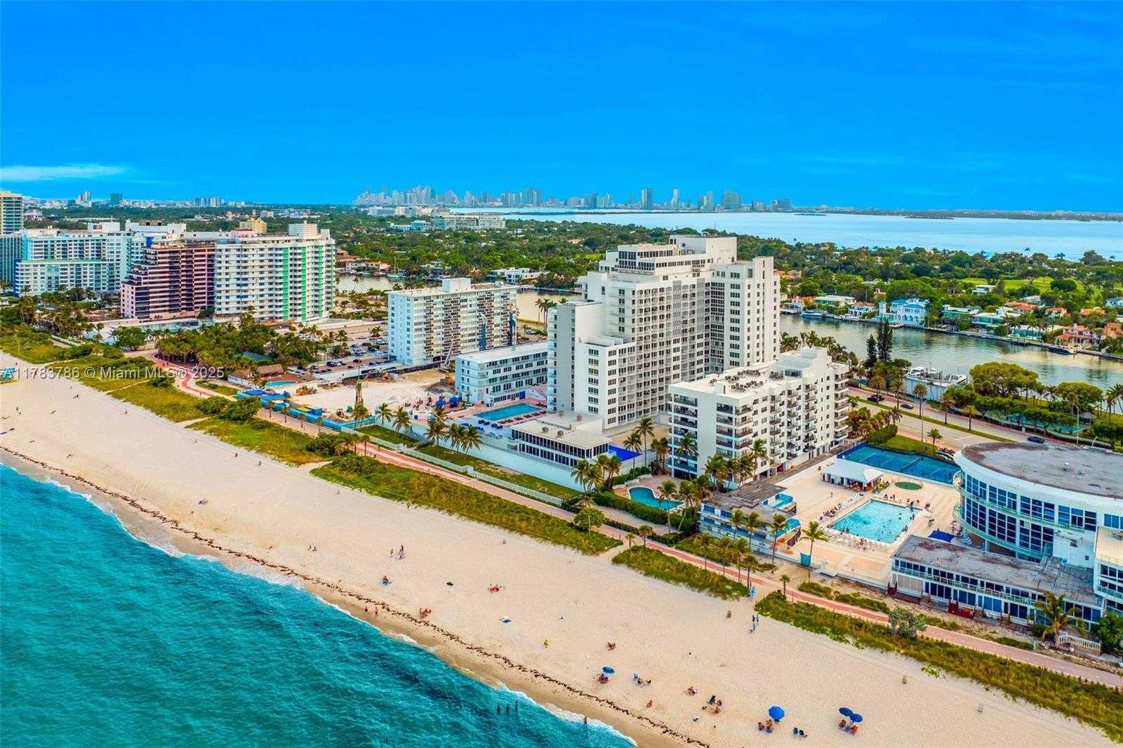 Small Image of 5401 COLLINS AVE #334, Miami Beach Number 37
