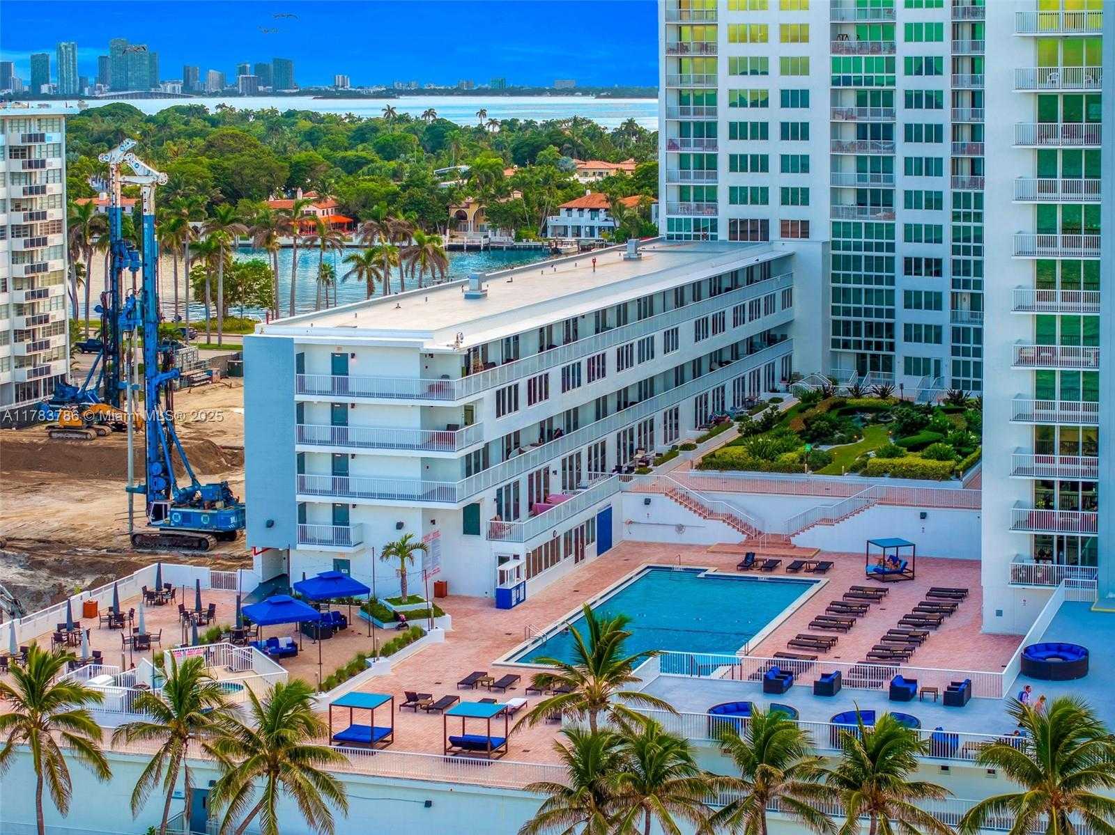 Small Image of 5401 COLLINS AVE #334, Miami Beach Number 41