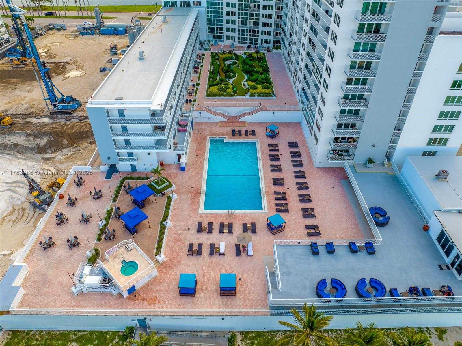 Small Image of 5401 COLLINS AVE #334, Miami Beach Number 42